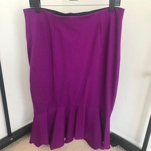 Trumpet pencil skirt
